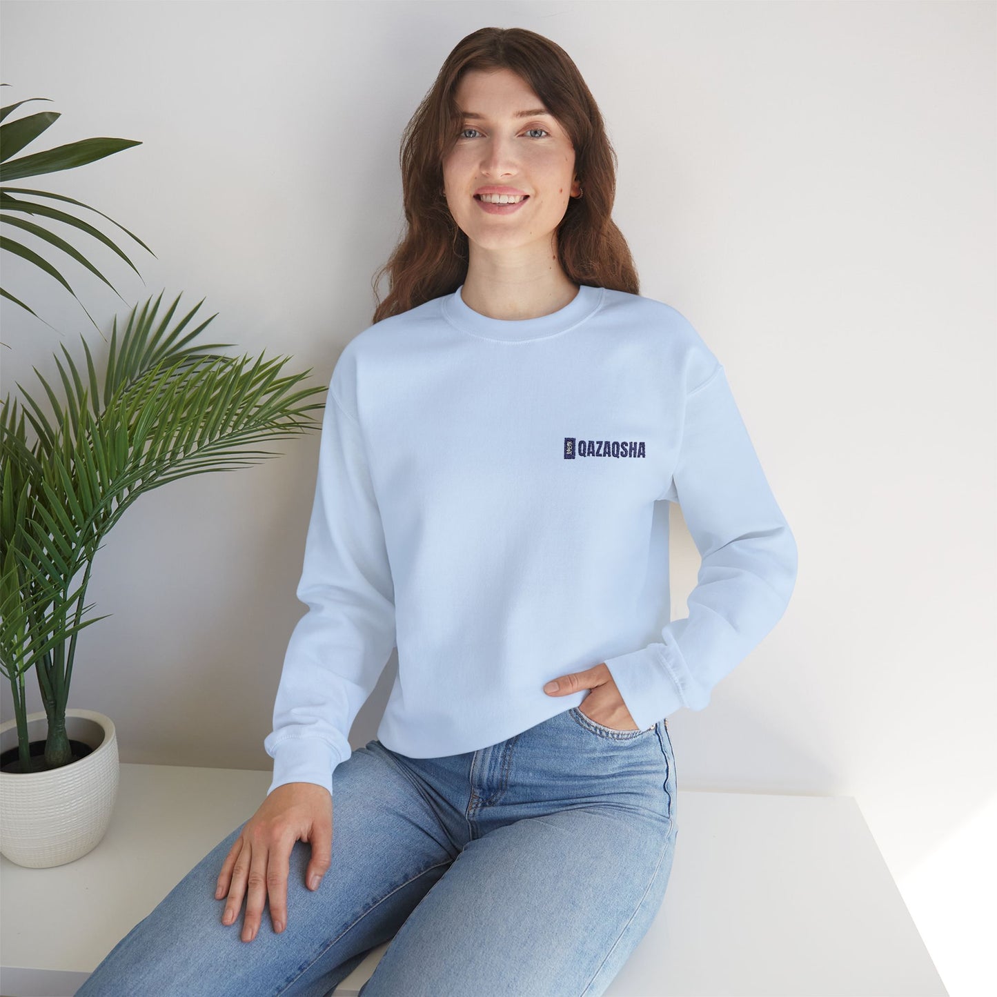 Comfortable Unisex Crewneck Sweatshirt - Ideal for Casual Wear and Outdoor Activities