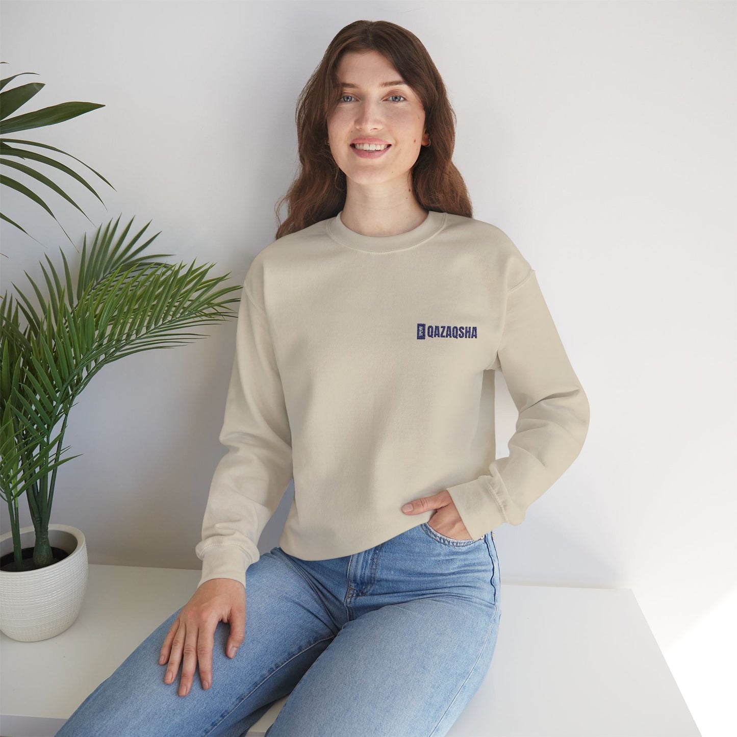 Comfortable Unisex Crewneck Sweatshirt - Ideal for Casual Wear and Outdoor Activities